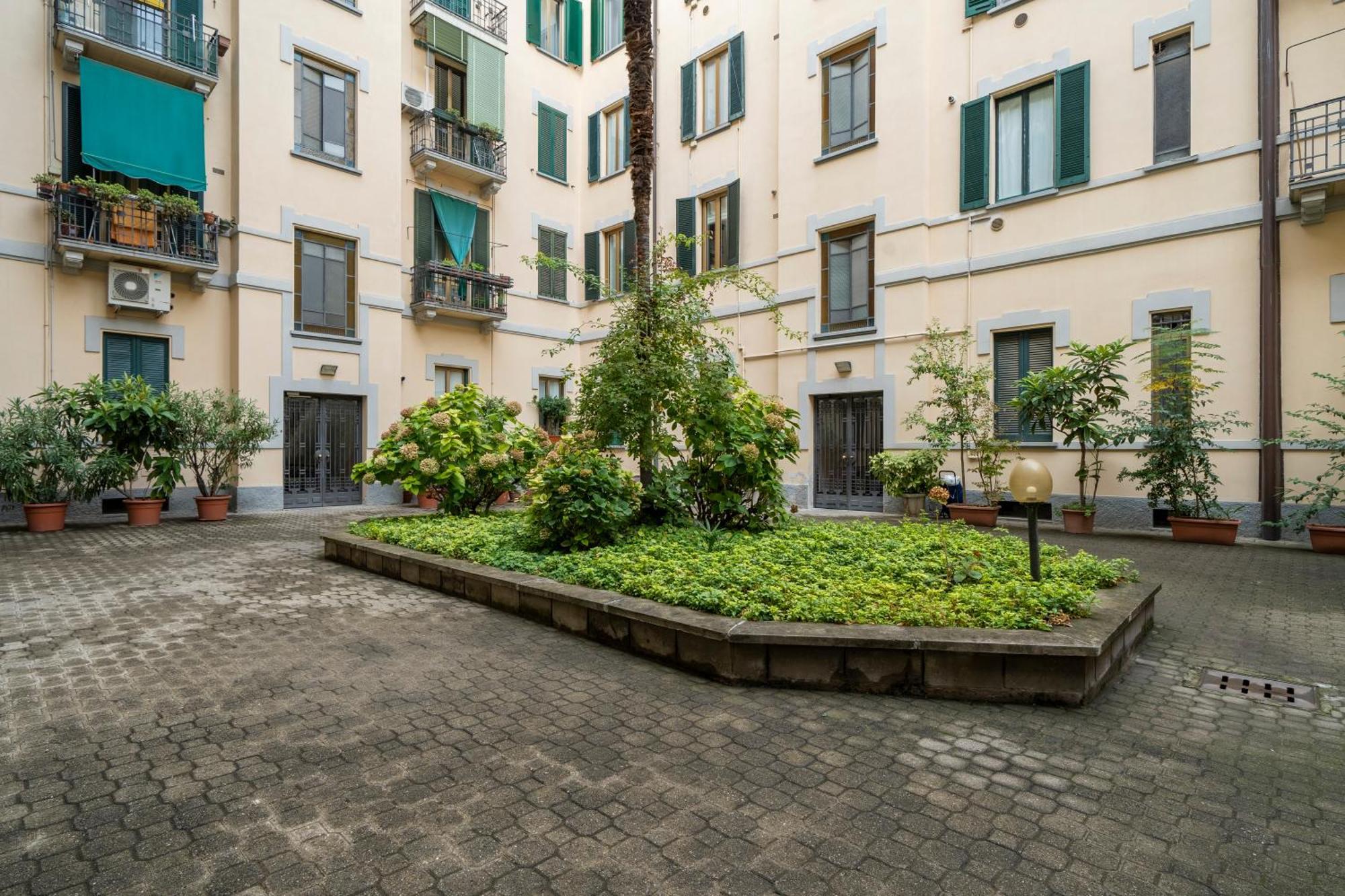 Easylife - Classic And Comfy Porta Romana Flat Milan Exterior photo